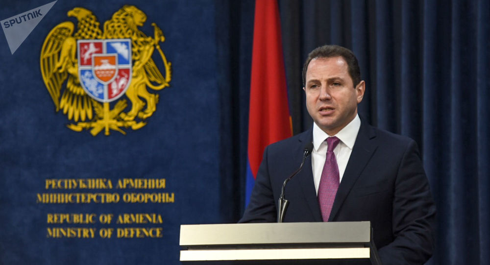 Министр обороны Армении исключает возможность предательских действий со стороны некоторых лиц или сил в республике 