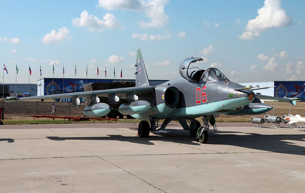 Штурмовик Су-25УБ разбился на Северном Кавказе 