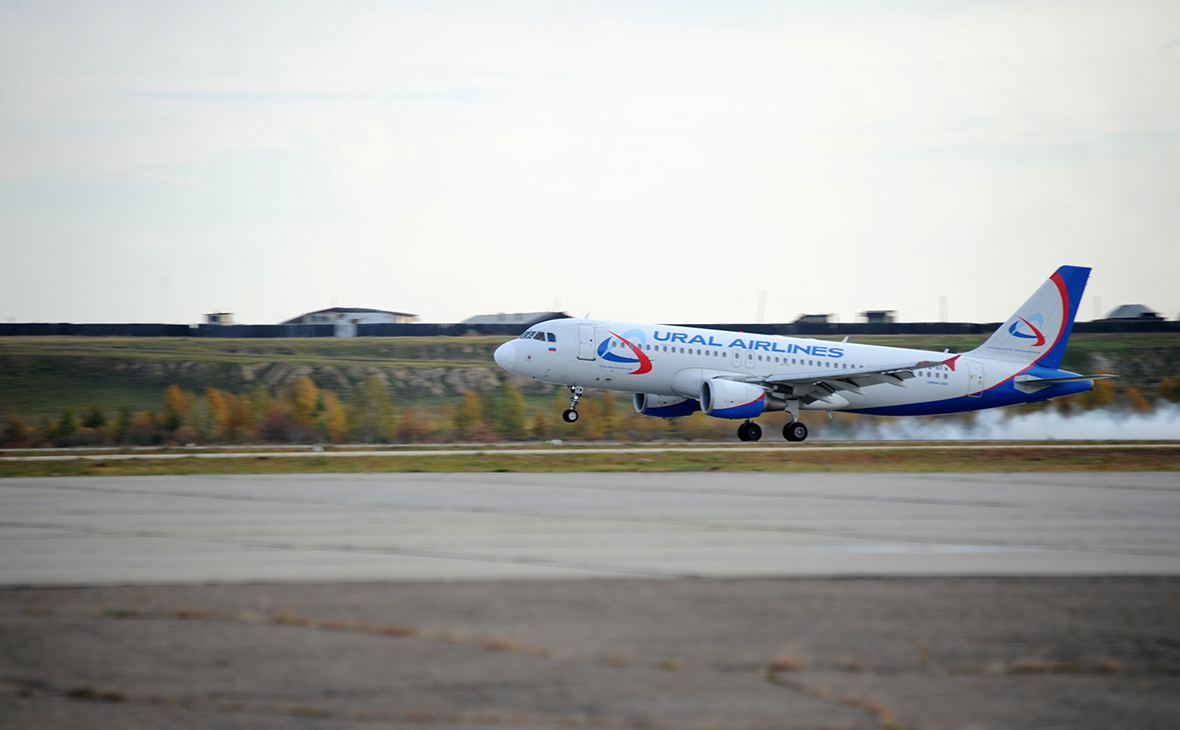 В Сочи из-за проблем с шасси аварийно сел самолет «Уральских авиалиний» 