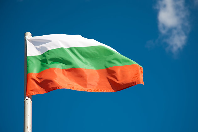 Болгария решила выслать двух российских дипломатов на фоне "шпионского скандала" 