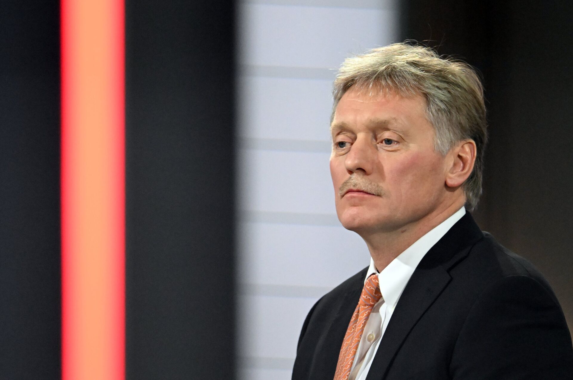 Песков об идее размещения в Карабахе миротворцев Совбеза ООН: нужно согласие обеих сторон 