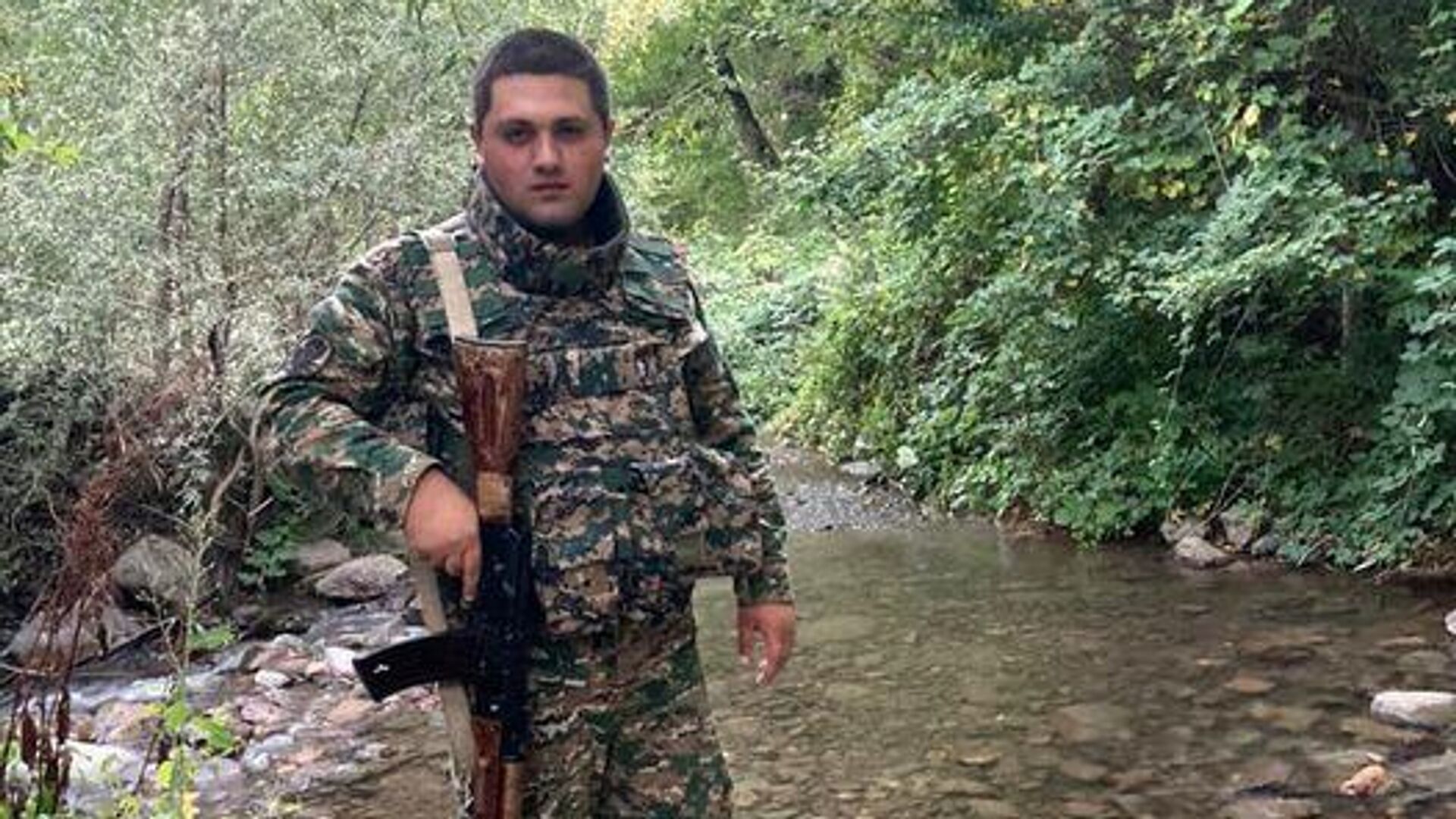 Наши герои. Минобороны Армении рассказало о подвиге младшего сержанта Арзиева 