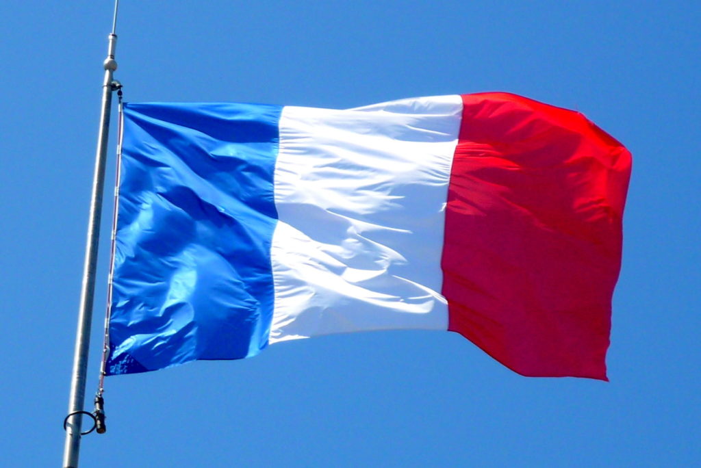 Более 150 видных французских деятелей призвали Францию приложить усилия для освобождения армянских пленных 