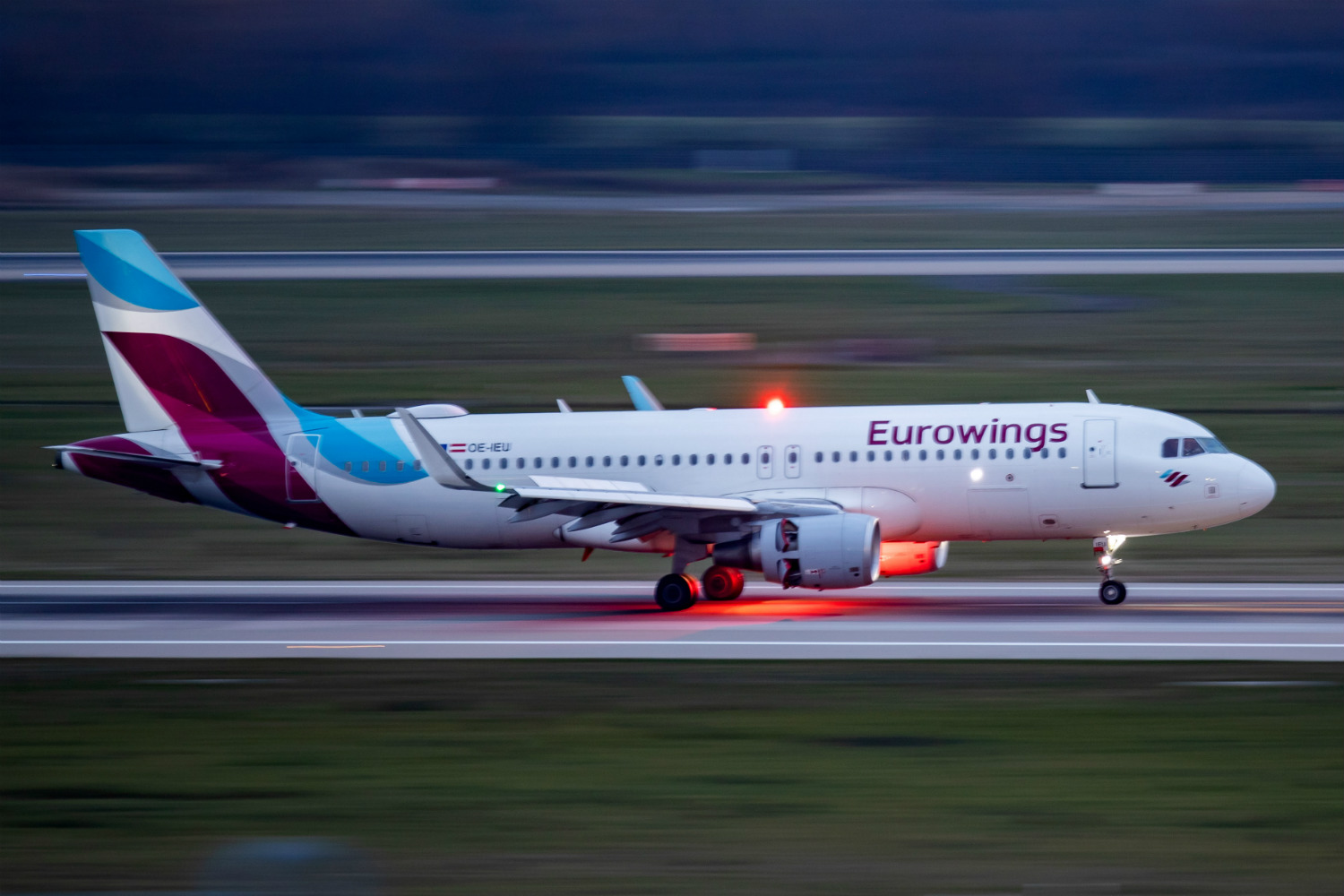 Самолет кельн. Eurowings Airlines. Eurowings авиакомпания. Eurowings. Eurowings Koln.