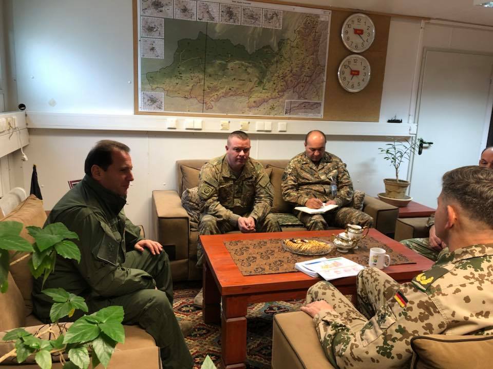 Давид Тоноян ознакомился с условиями несения службы армянскими миротворцами в «Кемп-Мармал» в Афганистане 
