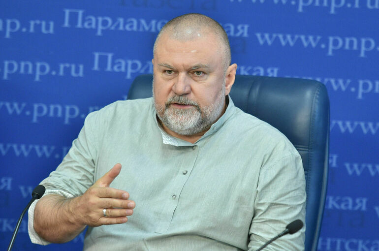 Кирилл Кабанов: холодное рукопожатие Путина с Алиевым — сигнал об окончании дружбы России и Азербайджана 