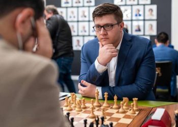 Самуэль Севян - один из лидеров чемпионата США, Левон Аронян во втором туре сыграл вничью 