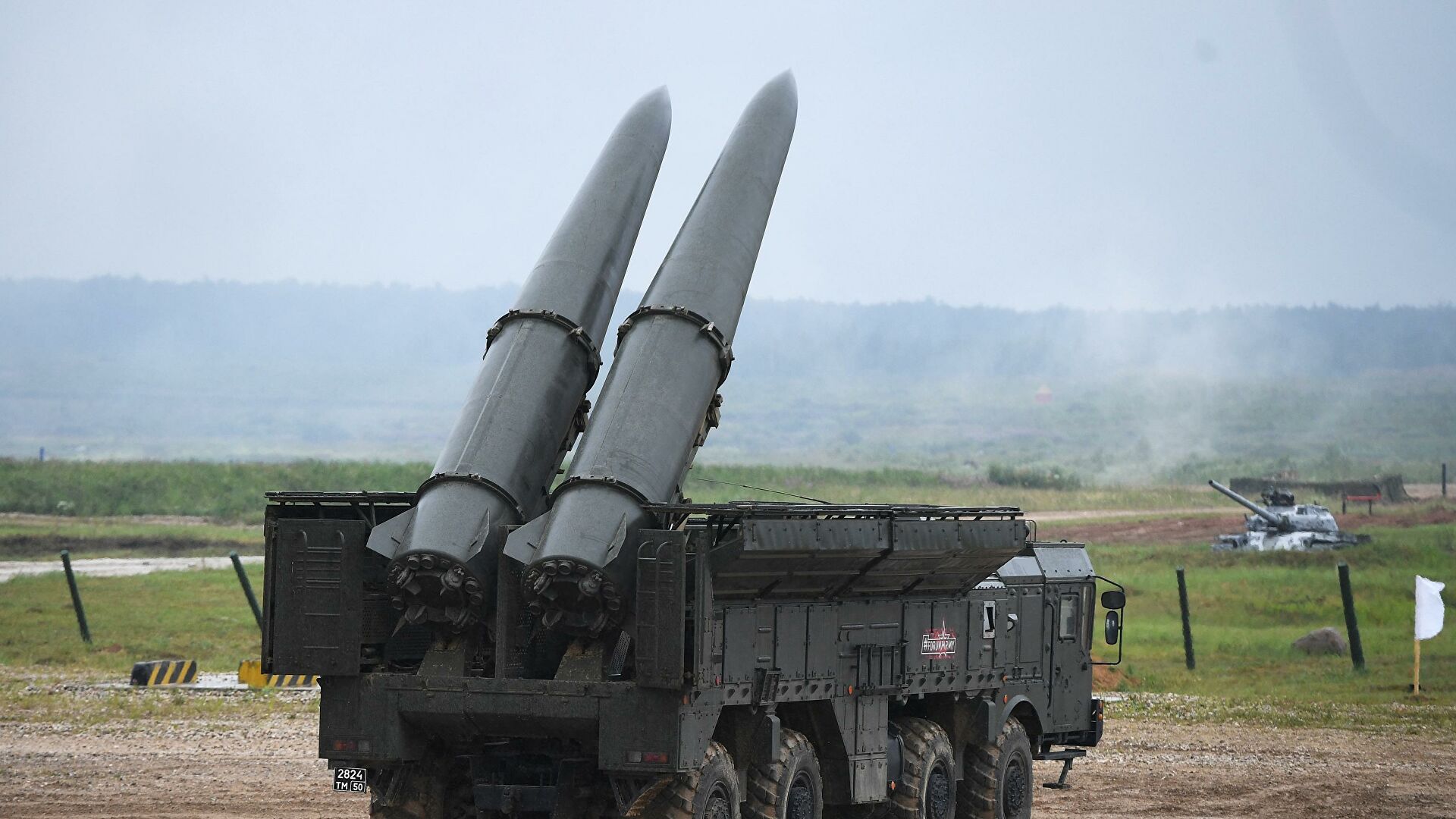 Песков: Вопрос о ракетах "Искандер-М" в Карабахе обсуждается по линии военных 
