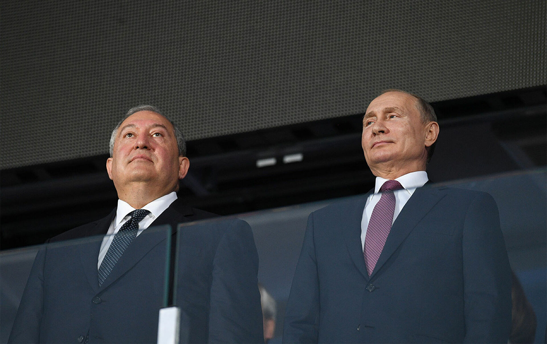 Путин поздравил Саркисяна с наступающим Новым годом и Рождеством 