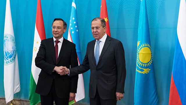 Лавров: Казахстану придется согласовать с РФ предоставление безвизового въезда гражданам СШA 