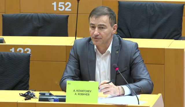 Депутат Европарламента, докладчик по вопросам Армении: ЕC и особенно Франция, а также США, должны удвоить и утроить свои усилия, чтобы найти приемлемое решение для армян Нагорного Карабаха 