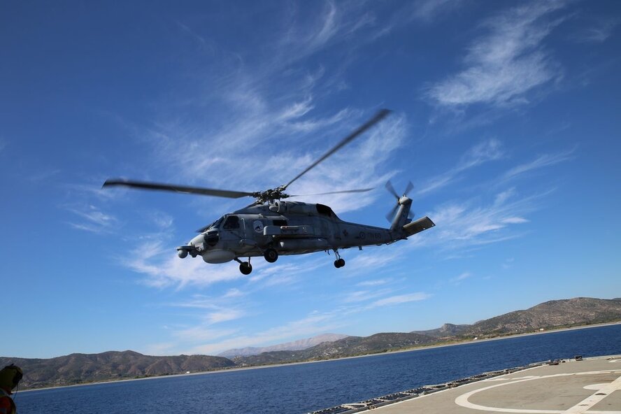 Турция в ответ на действия Греции объявила о проведении своих учений в Эгейском море 