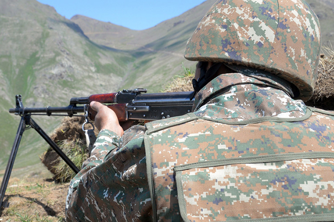 Снайперский огонь со стороны Азербайджана. Сообщение МО Армении 