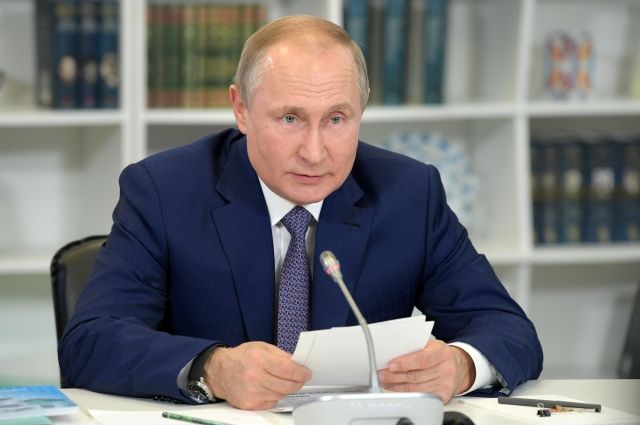 Путин поздравил руководство Армении с Днем независимости  