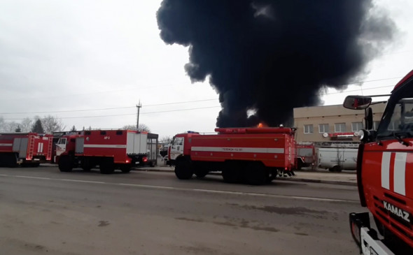 Белгородский губернатор сообщил об ударе вертолетов Украины по нефтебазе  