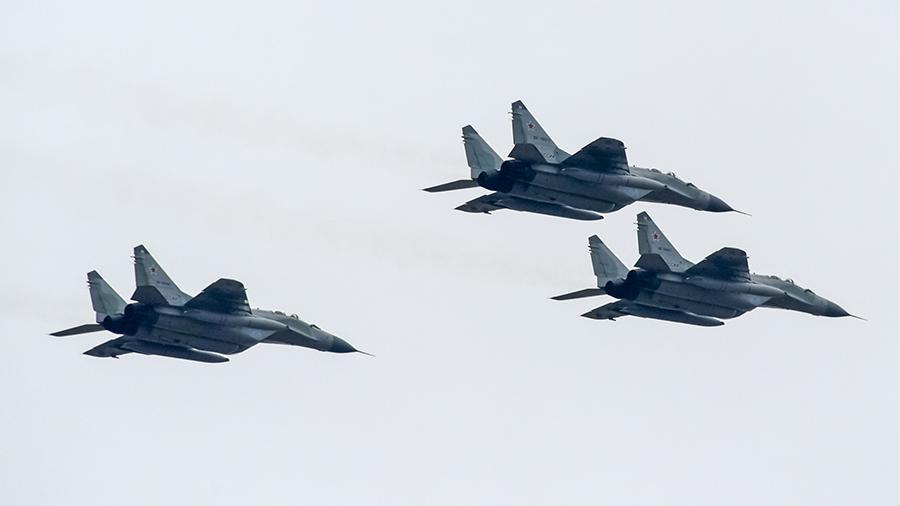 Российские истребители перехватили американские самолеты над Черным морем 