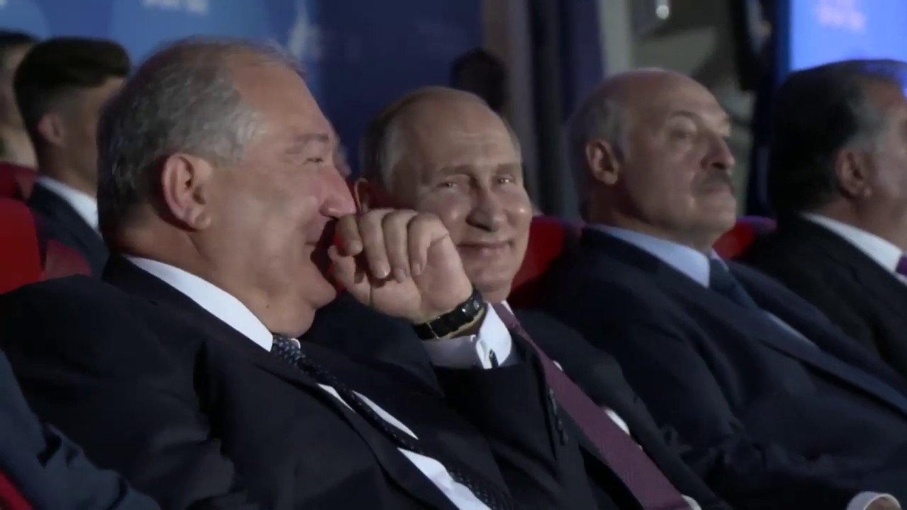Путин поздравил Саркисяна с Днем независимости Армении 