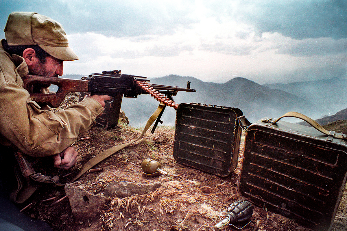 Армения 1992. Nagorno Karabakh Army 2020. Азербайджанская армия 1992. Азербайджанские солдаты 1990.