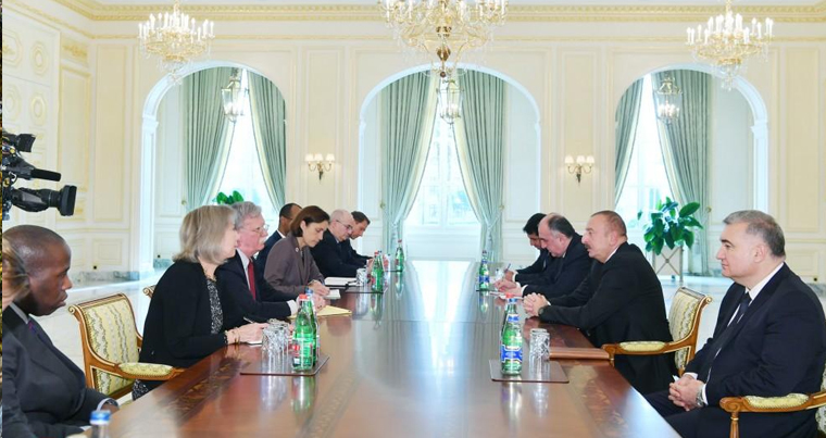 Болтон обсудил с Алиевым карабахское урегулирование 