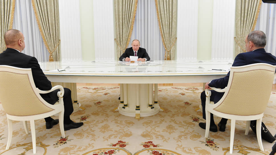 Путин поговорил с Пашиняном и Алиевым 