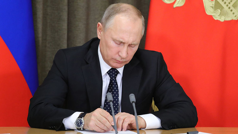 Путин уволил пять генералов МВД 