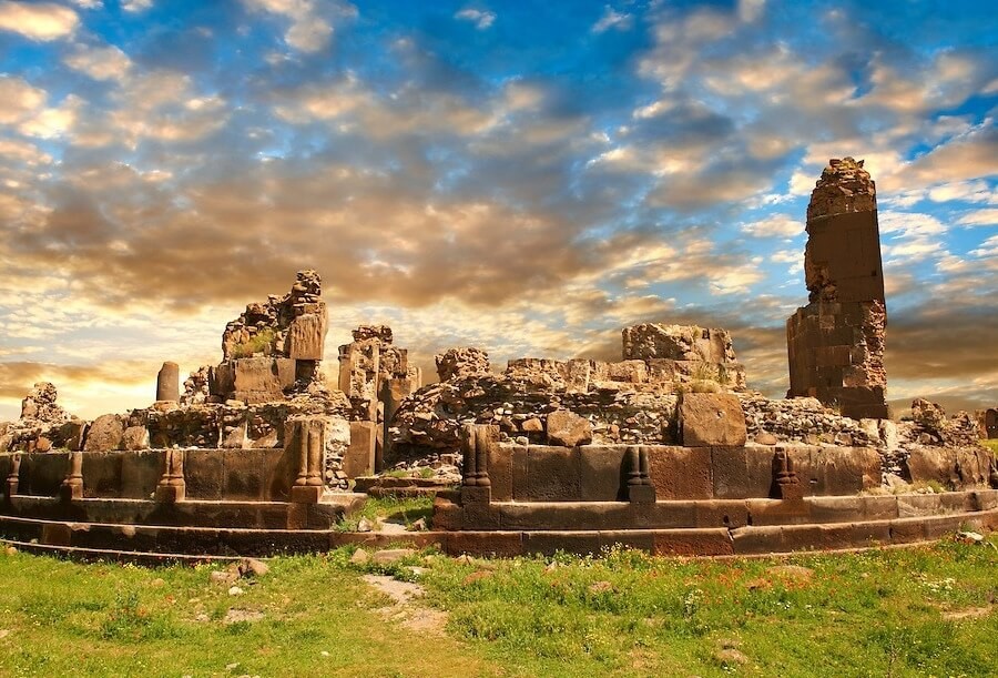 Ученый: Турция исламизирует древний армянский город Ани 
