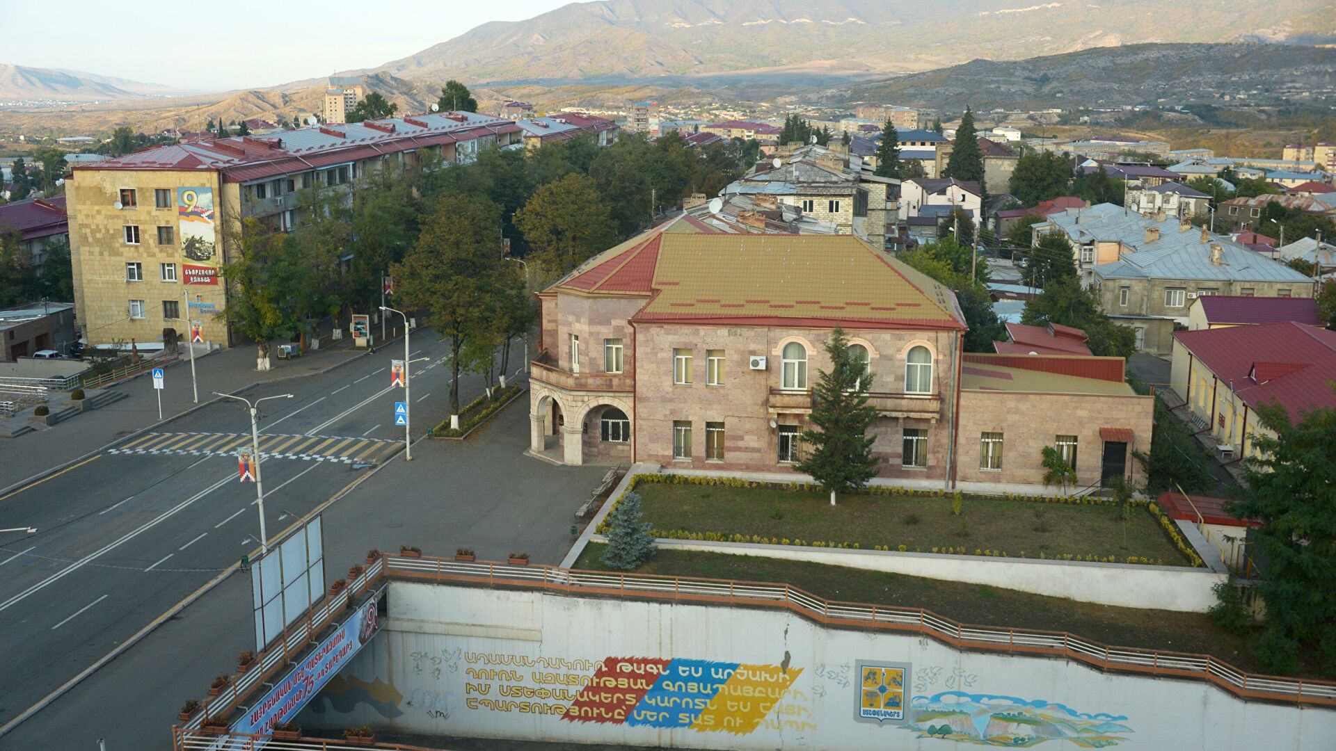 В Карабахе отреагировали на заявление азербайджанского депутата об "офисе в Степанакерте" 