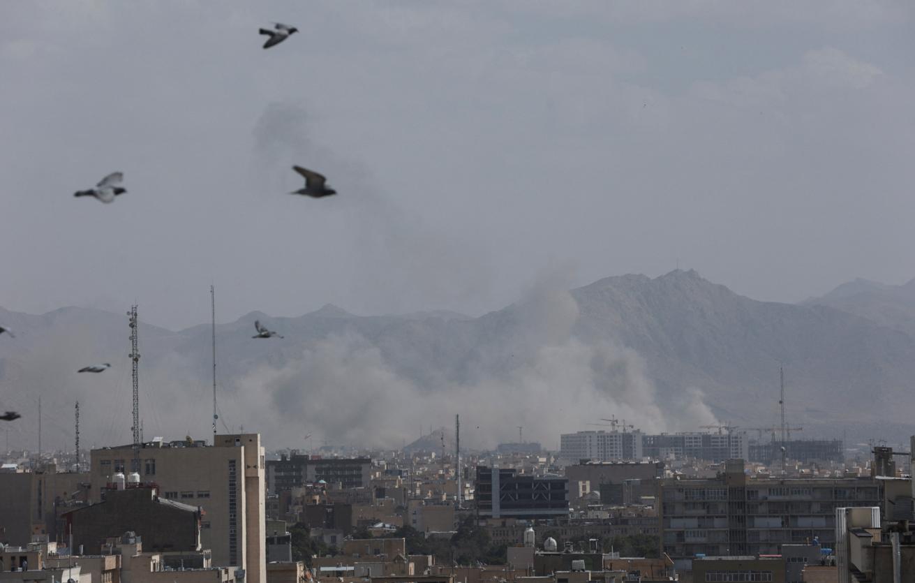 Эксперт Минасян: поток беженцев из Ирана может отправиться в Армению и Туркмению 