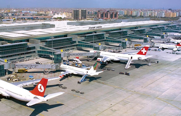 Чавушоглу: Турция рассматривает заявки авиакомпаний для открытия рейсов Стамбул-Ереван 