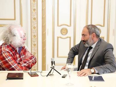 Никол Пашинян в интервью Венедиктову: Я был бы рад, если бы Алиев отправил своего сына служить на передовую 