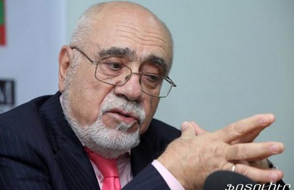 Посол: "Бархатная" революция должна "проникнуть" в МИД Армении 