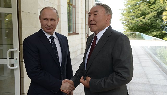 Путин и Назарбаев обсудили ситуацию в Армении 