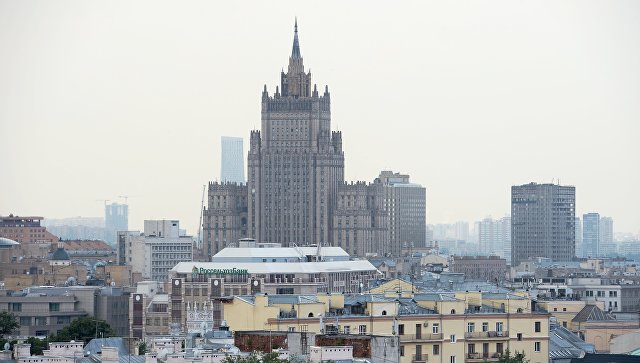 МИД называет сумасшедшими обвинения Британии в отношении России по делу об отравлении Скрипаля 