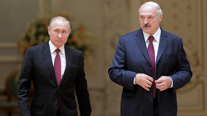 Путин поздравил президента Белоруссии с победой на выборах 