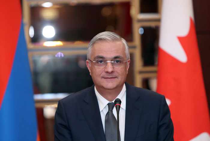 Вице-премьер Армении разъяснил, что будет обсуждать с азербайджанским коллегой в Москве 