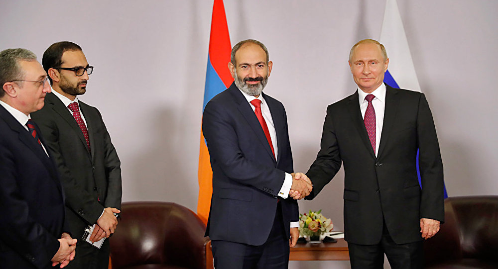 Путин и Пашинян обсуждали в Сочи альтернативные маршруты грузоперевозок 