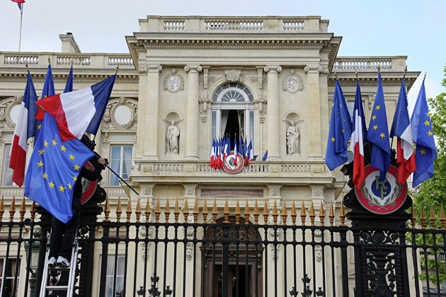 МИД: Франция привержена поддержке переговоров между Пашиняном и Алиевым  