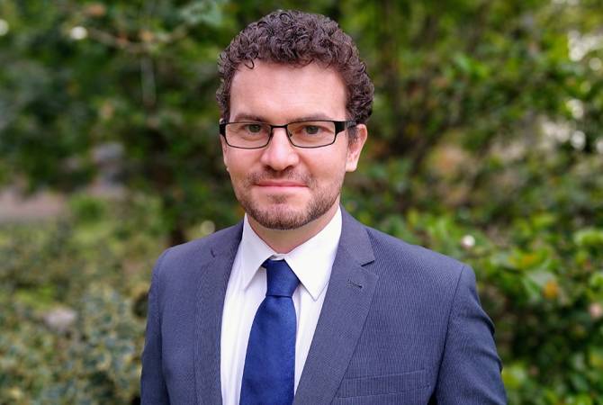 Посол Галлахер: хотя «Anglo Asian Mining» котируется на Лондонской фондовой бирже, правительство Великобритании не имеет доли в компании и не представлено в ее Правлении 