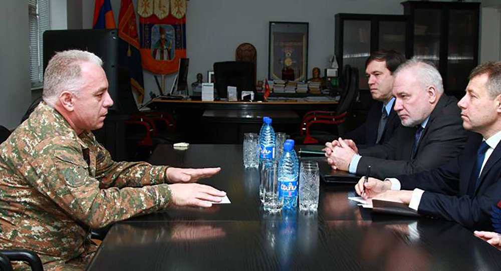 Посредники призвали стороны карабахского конфликта воздержаться от подстрекательских заявлений и провокационных действий 
