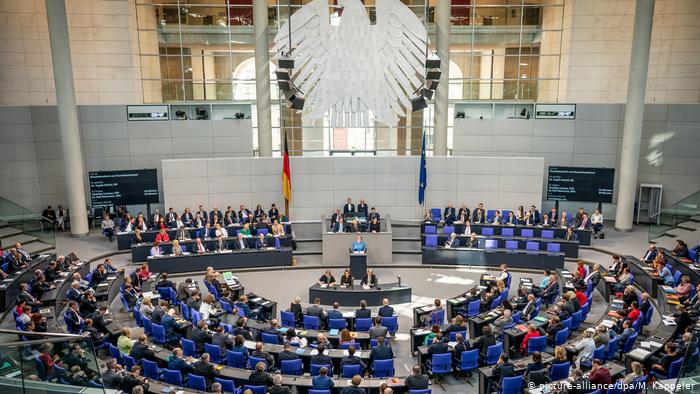 Deutsche Welle: Немецких политиков массово уличили в получении взяток от Азербайджана, но власти страны закрывают глаза на это 