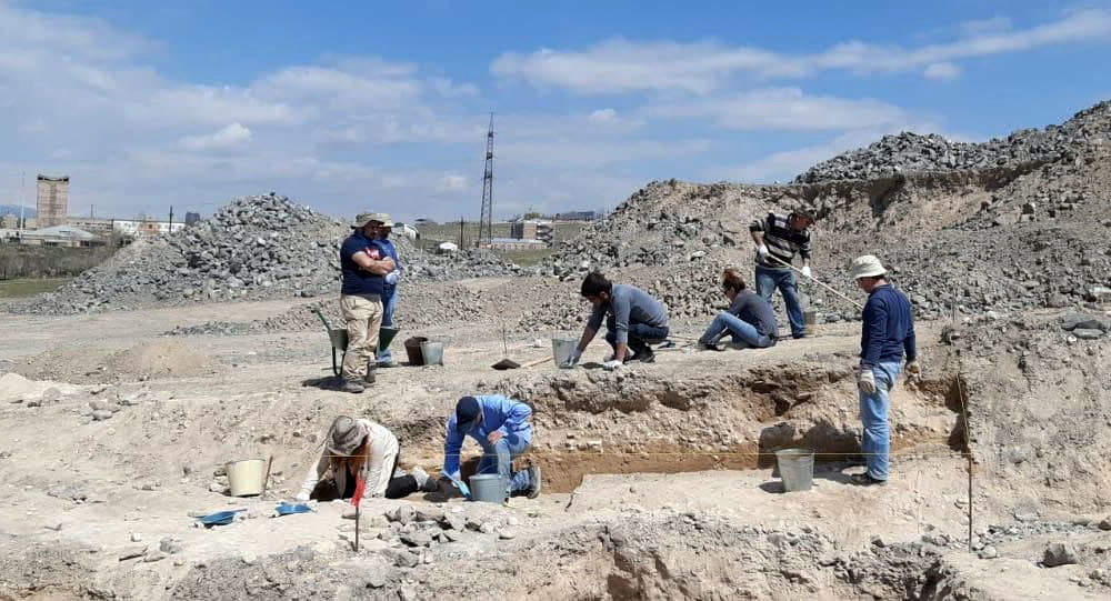 В армянском "Кармир Блуре" обнаружены артефакты эпохи Урарту  