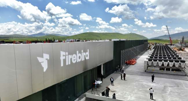 Компания Firebird AI официально запустила в Армении свой амбициозный мегапроект — крупнейшую в регионе фабрику искусственного интеллекта (ИИ) 