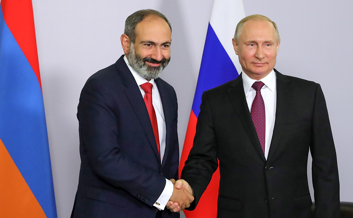 Владимир Путин поздравил Никола Пашиняна с назначением на пост премьер- министра Армении 