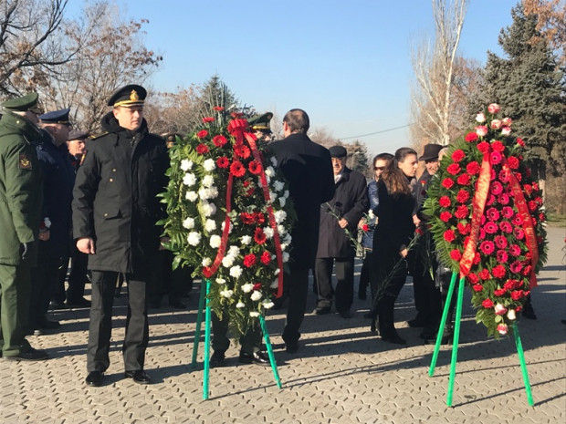 В Ереване прошли памятные мероприятия, приуроченные к 75-летию Сталинградской битвы 