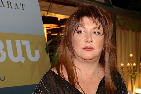 Эрна Юзбашян отказывается от звания заслуженной артистки РА 