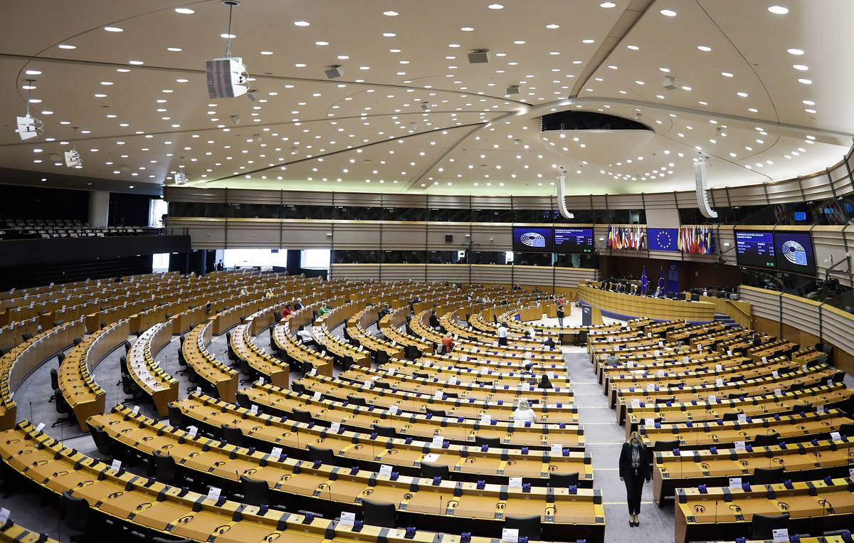 В Европарламенте пригрозили Турции изоляцией в случае блокирования приема Финляндии и Швеции в НАТО 
