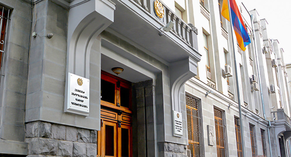 Генпрокуратура Армении разъяснила, почему обвиняемый в убийстве женщины российский военнослужащий содержится на базе 