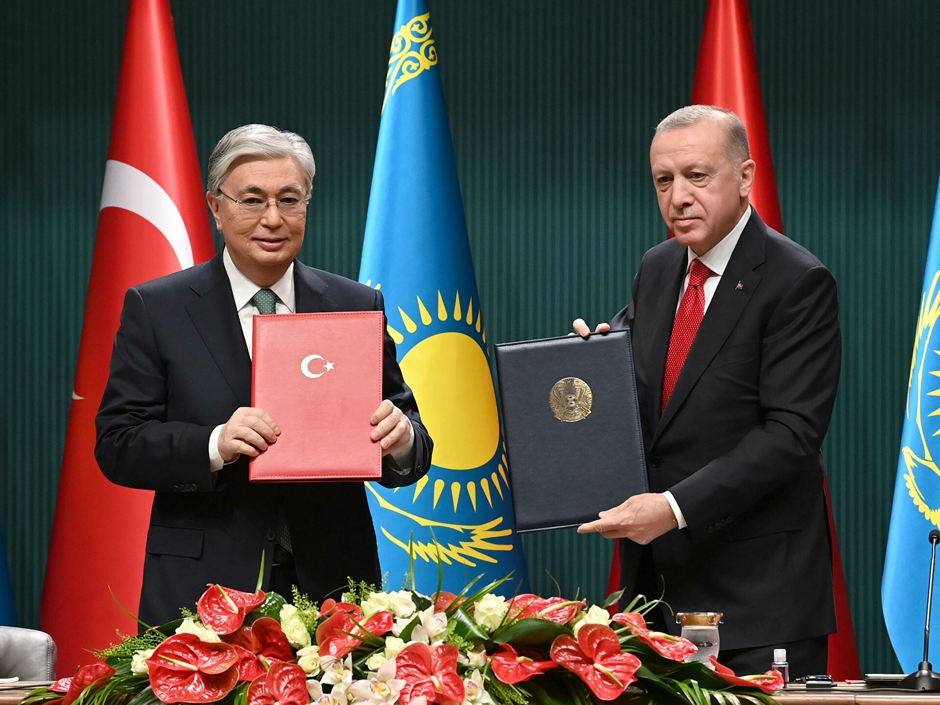 Турция и Казахстан договорились о военном сотрудничестве 