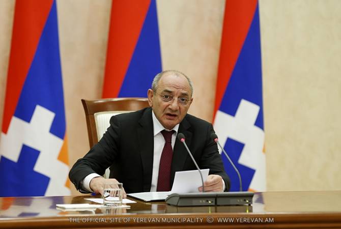 Бако Саакян направил телеграмму соболезнования по случаю смерти Шарля Азнавура 
