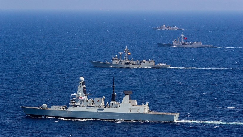 США отменили проход своих военных кораблей в Черное море 